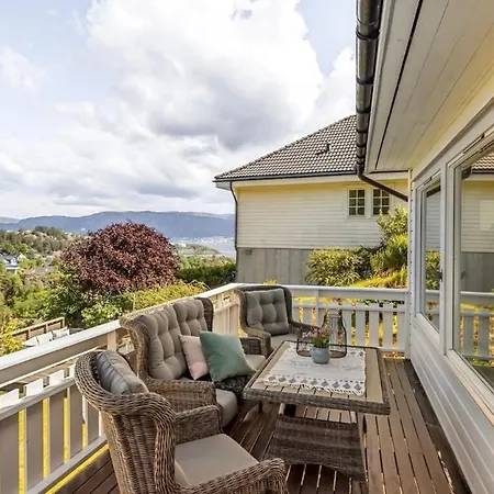 Sentrumsnaer Bolig *